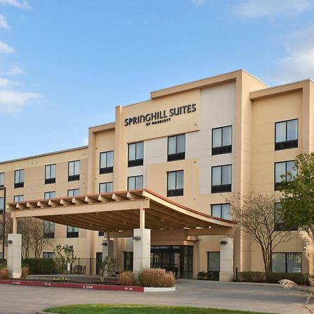 Springhill Suites By Marriott Baton Rouge North / Airport Экстерьер фото