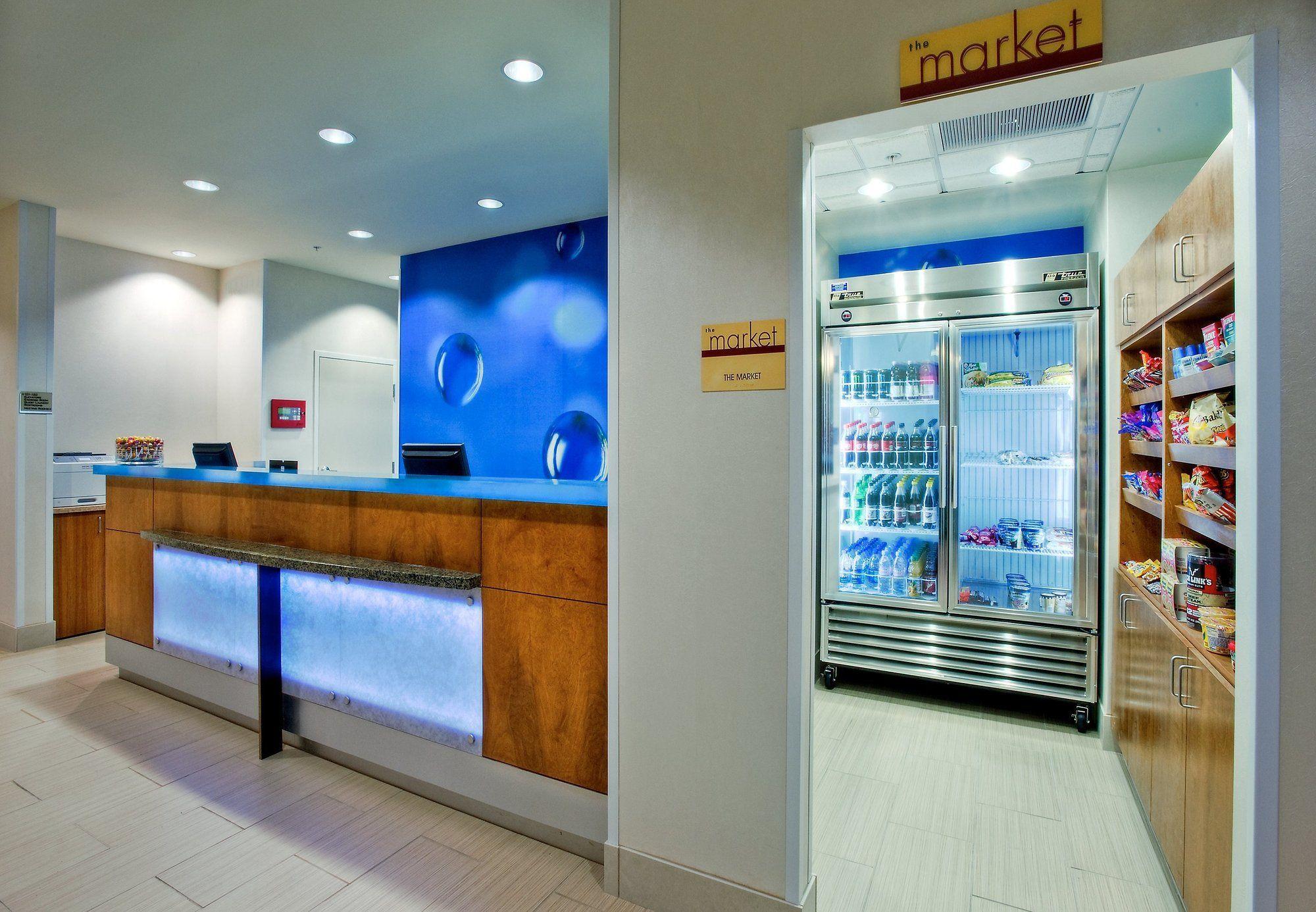 Springhill Suites By Marriott Baton Rouge North / Airport Экстерьер фото