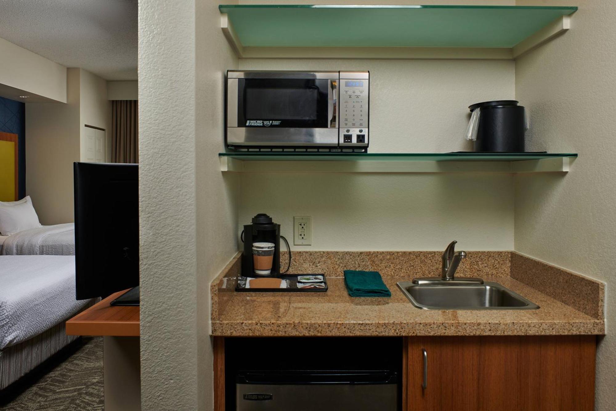 Springhill Suites By Marriott Baton Rouge North / Airport Экстерьер фото