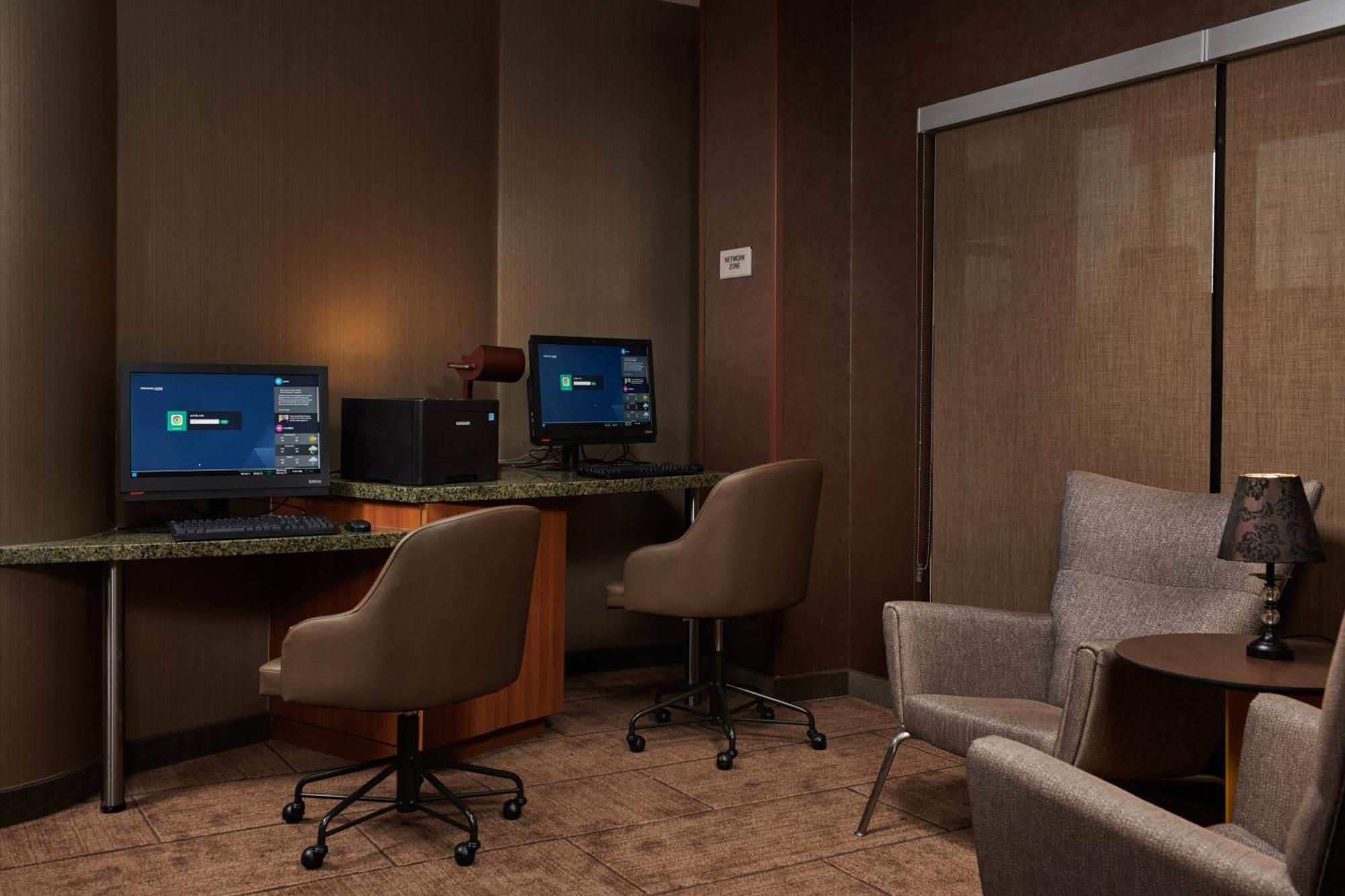 Springhill Suites By Marriott Baton Rouge North / Airport Экстерьер фото