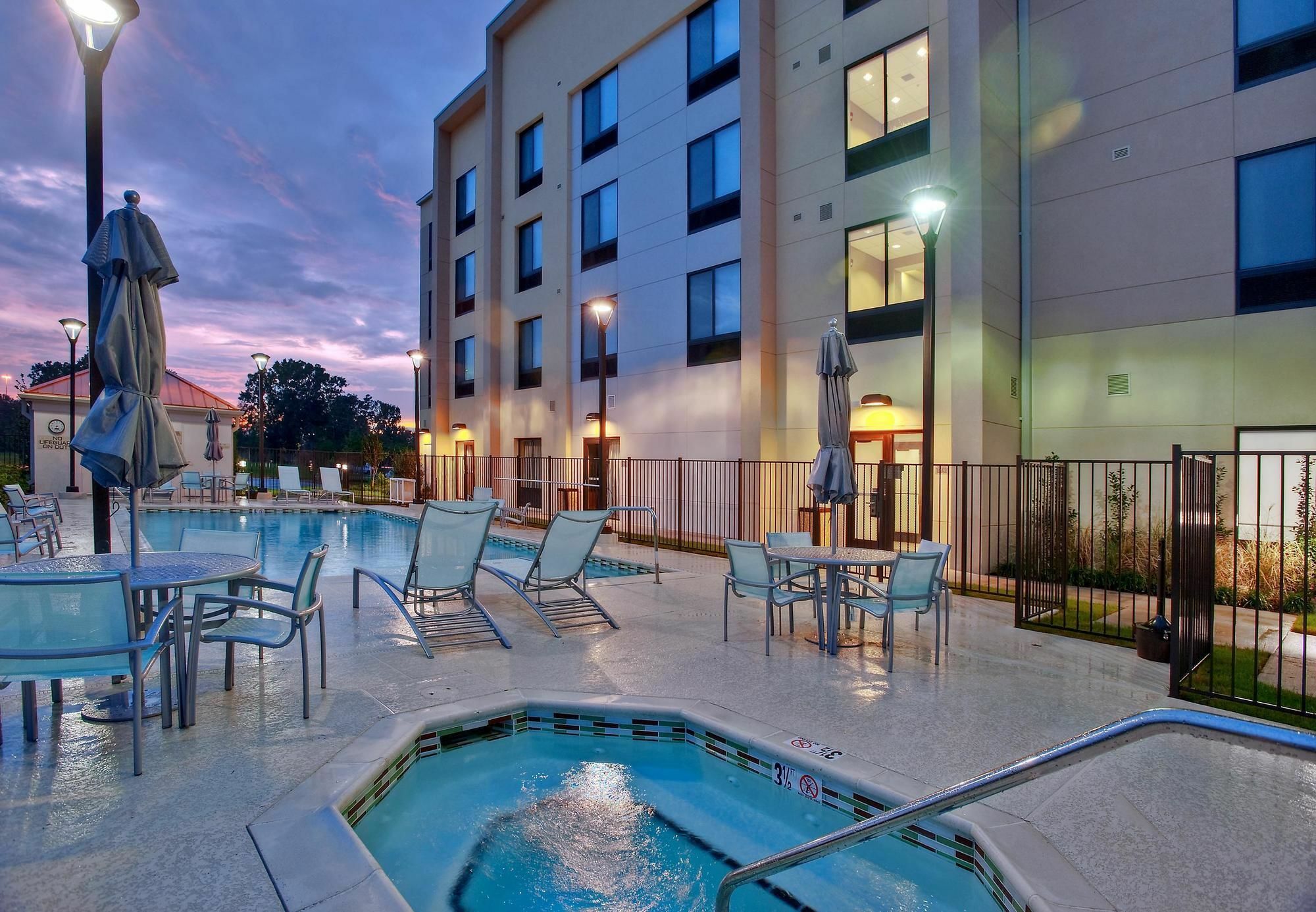 Springhill Suites By Marriott Baton Rouge North / Airport Экстерьер фото